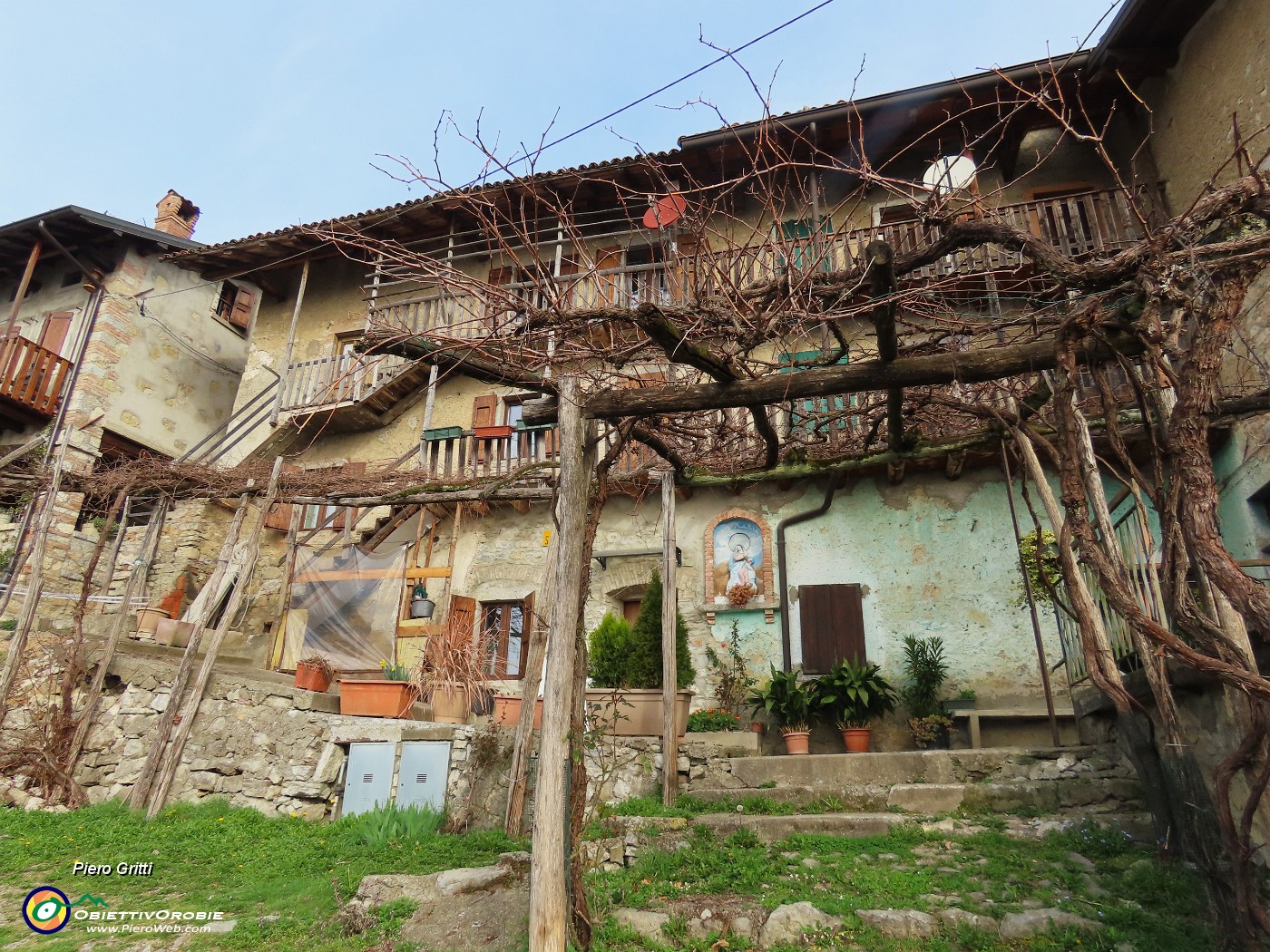 13 Sopracorna (540 m) di Ubiale .JPG